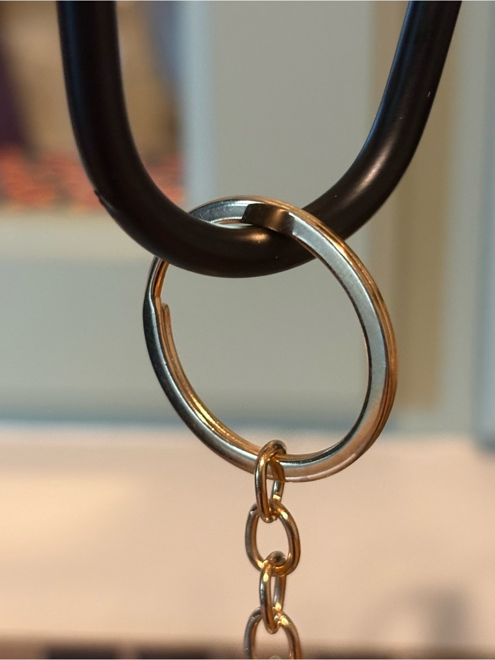 Gold Pink Pearl Mini Handbag Keychain - Fashion Accessory - Picture 4 of 4